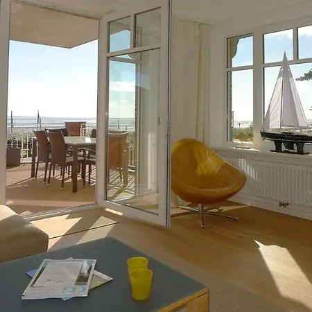 Haus Am 1 *